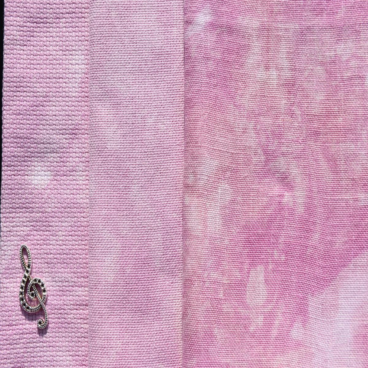 Serenade (June 2023 FOTM) - Fat Quarter | Linen | 46 ct