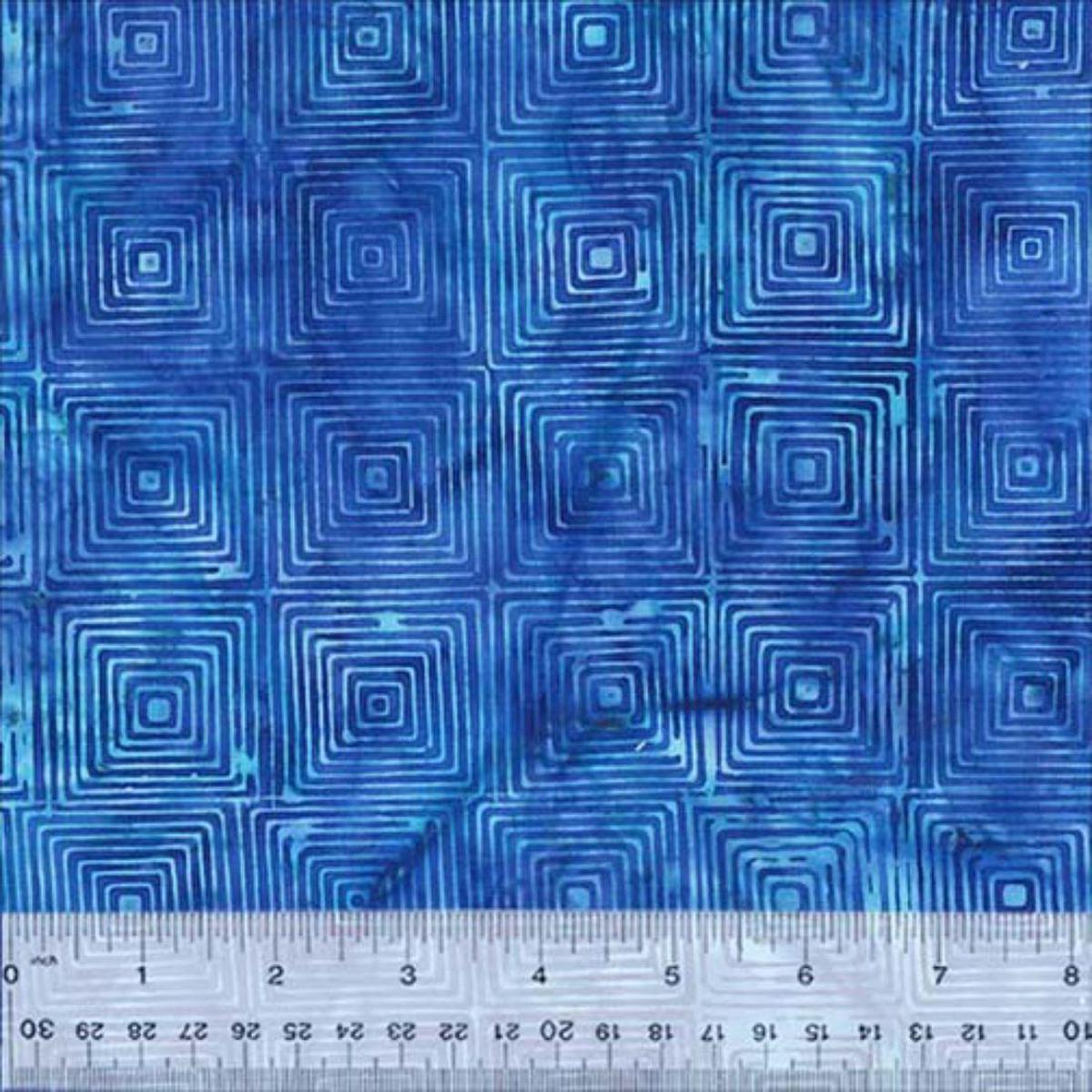 Labyrinth Sapphire by Jacqueline de Jonge