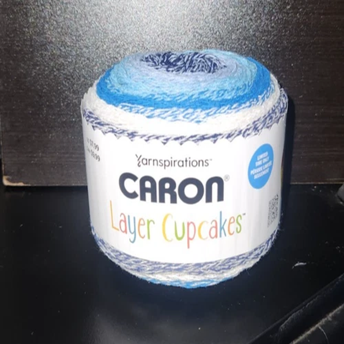 Discontinued Yarnspirations Caron Layer Cupcakes Oasis Yarn Destash