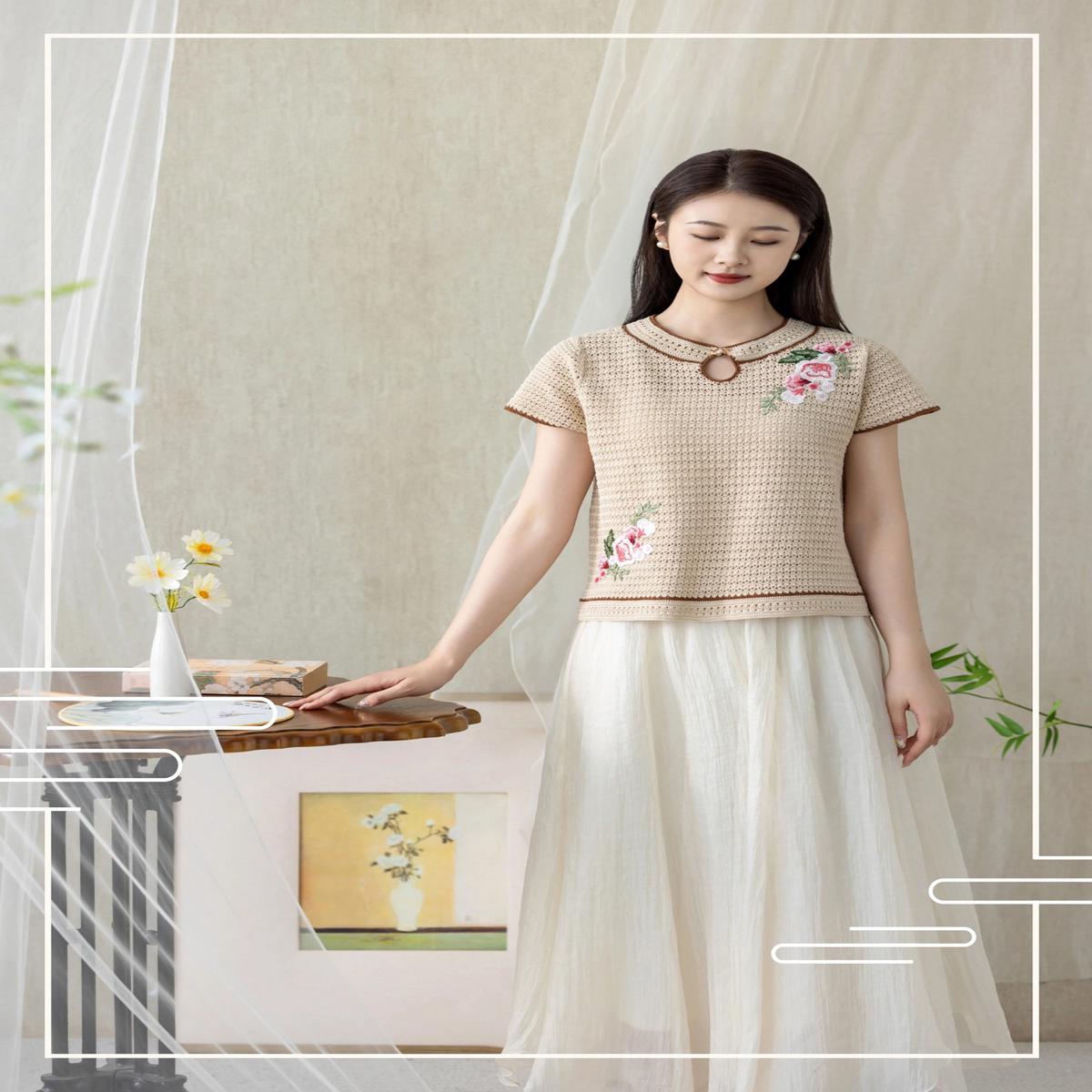 Flower Branch Lace Top Crochet Pattern