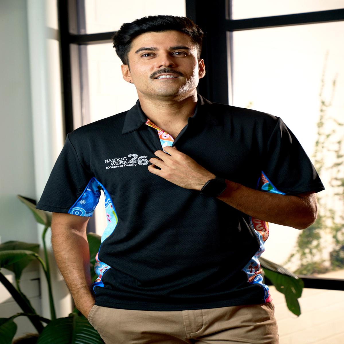 (Bulk) Built On Strong Shoulders NAIDOC 2026 Bamboo (Simpson) Unisex Polo Shirt