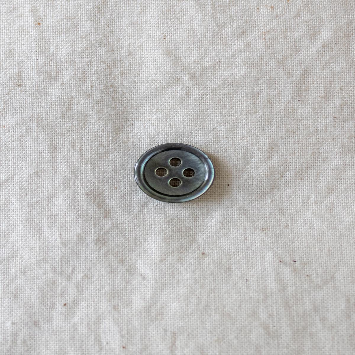 Mabel 12mm Iridescent shell Button Set