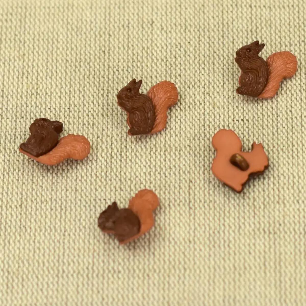 Squirrel Plastic Buttons