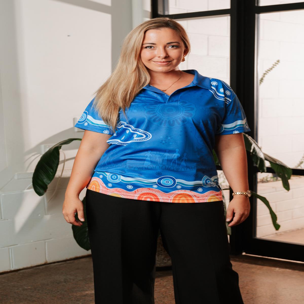 (Bulk) Built On Strong Shoulders Essence NAIDOC 2026 Women's Fitted Polo Shirt