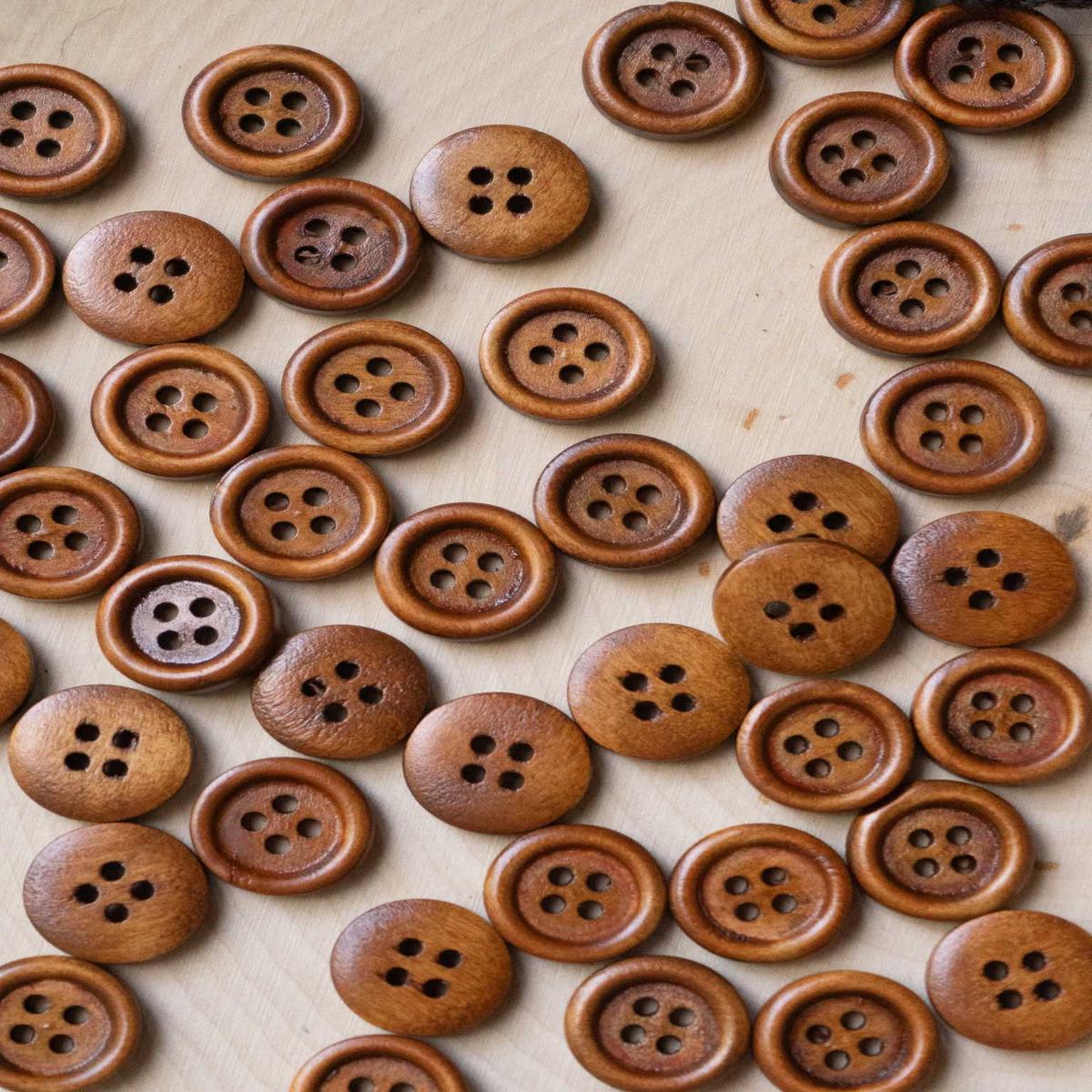 Squirrel 11mm Wooden Button