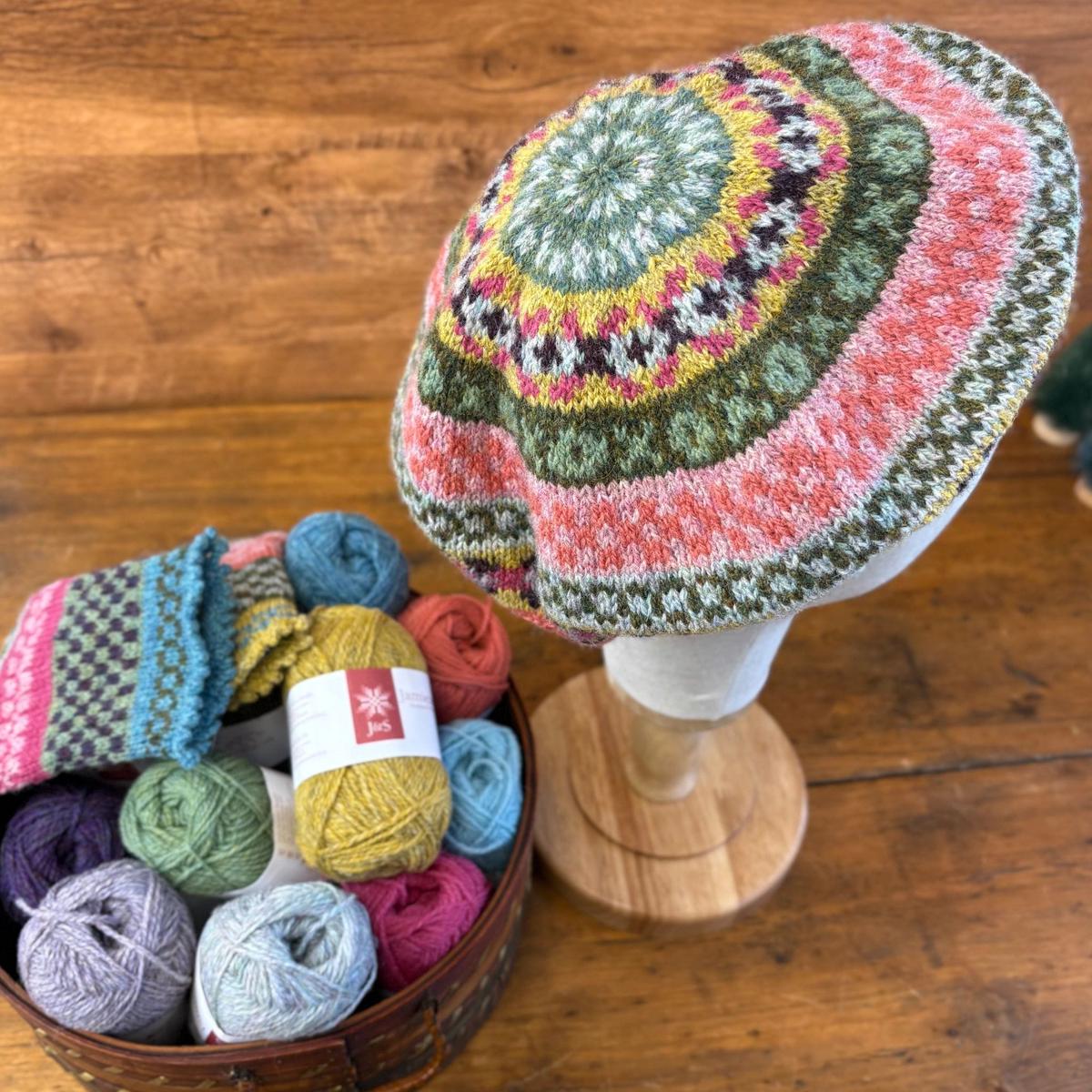 Dolly Mixtures Tam and Wristlets by Corinne Tomlinson in J&S 2ply