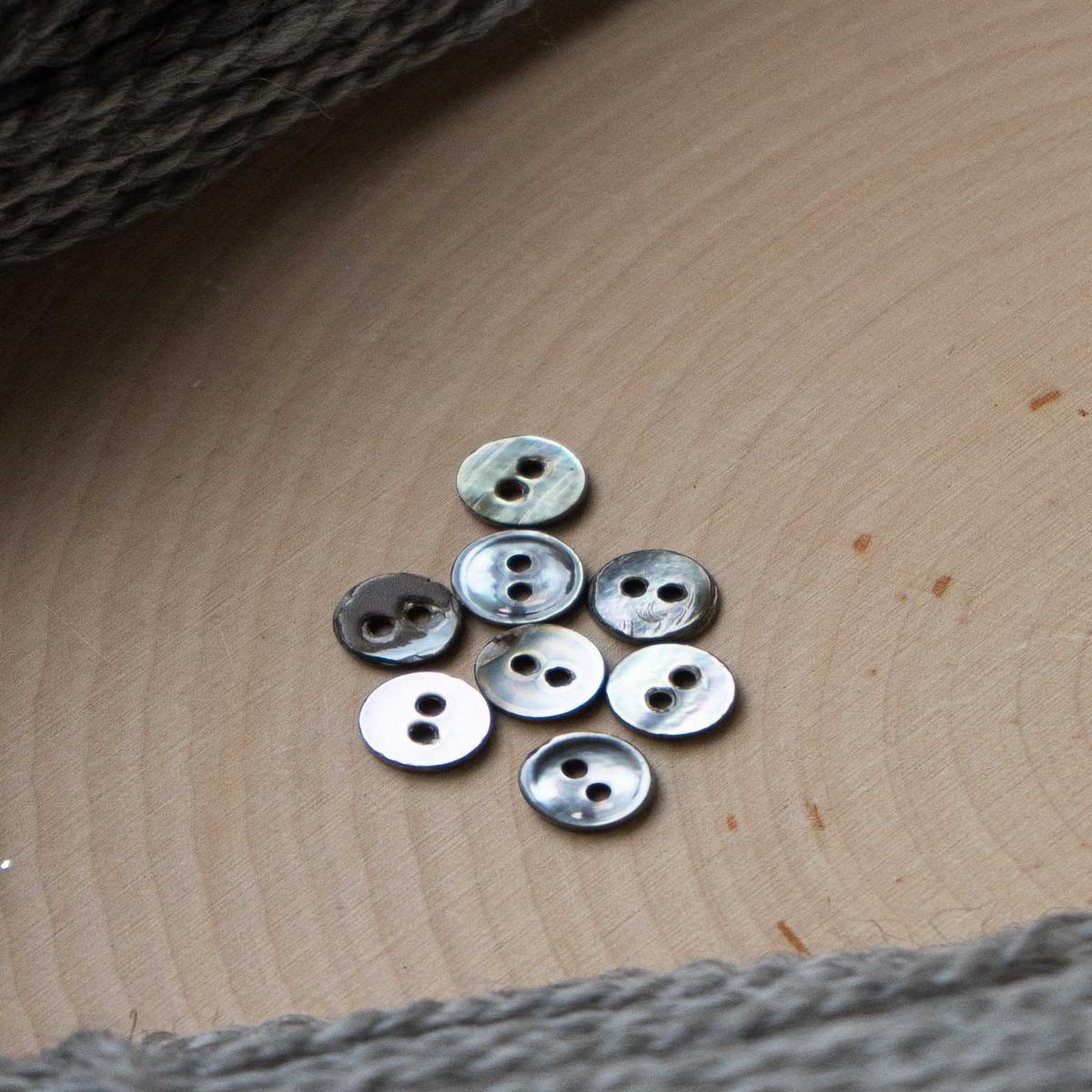 Smoke  8mm Vintage Mother of Pearl