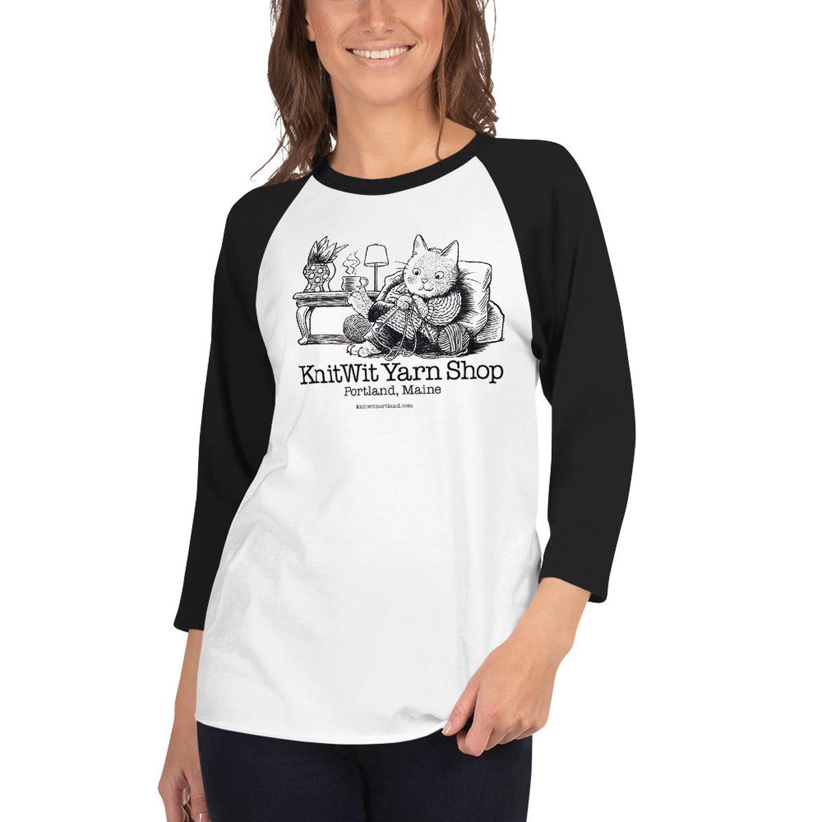 Cat Knitting - 3/4 sleeve raglan shirt