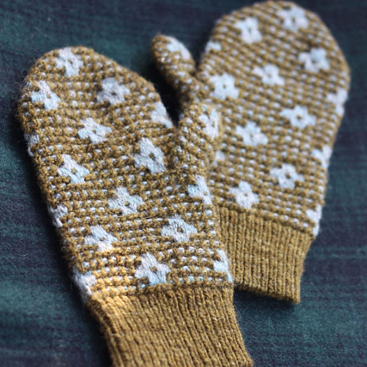 Pressed Flowers Mittens by Amy Christoffers in Lichen & Lace Rustic Heather Sport