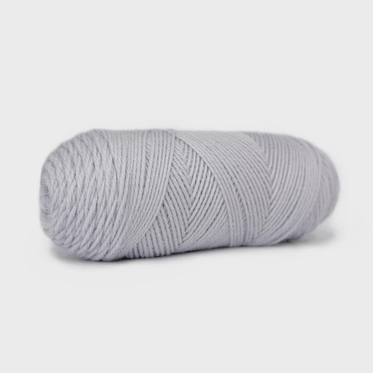 Willow Pullover Kit, Size 7-11 (Pebble 059)
