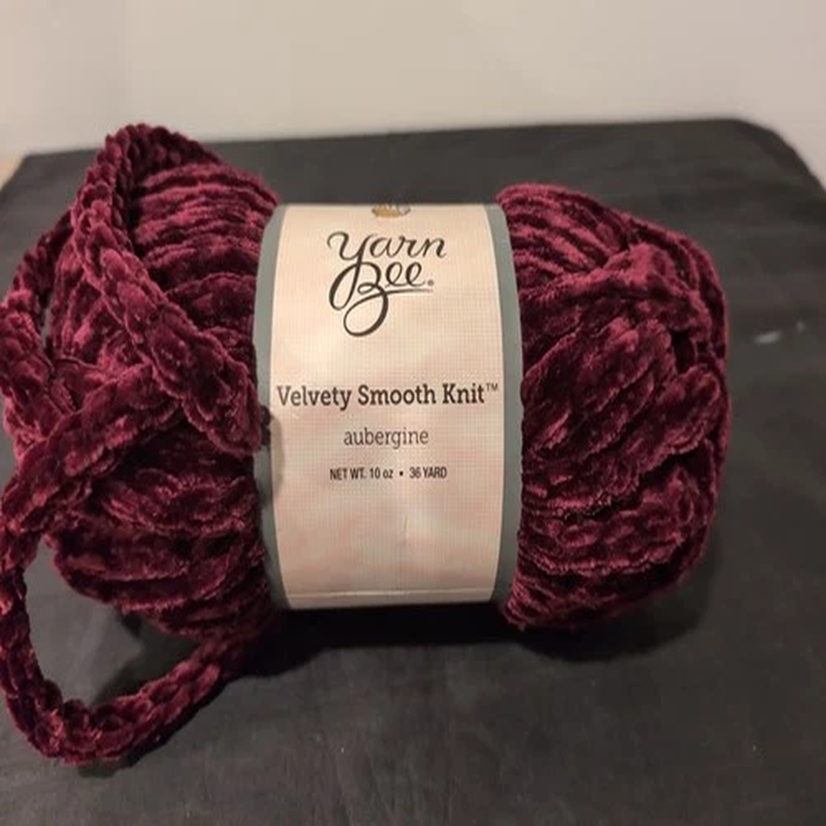 YARN BEE Velvety Smooth Knit Yarn Aubergine 10 oz 36 Yards NEW