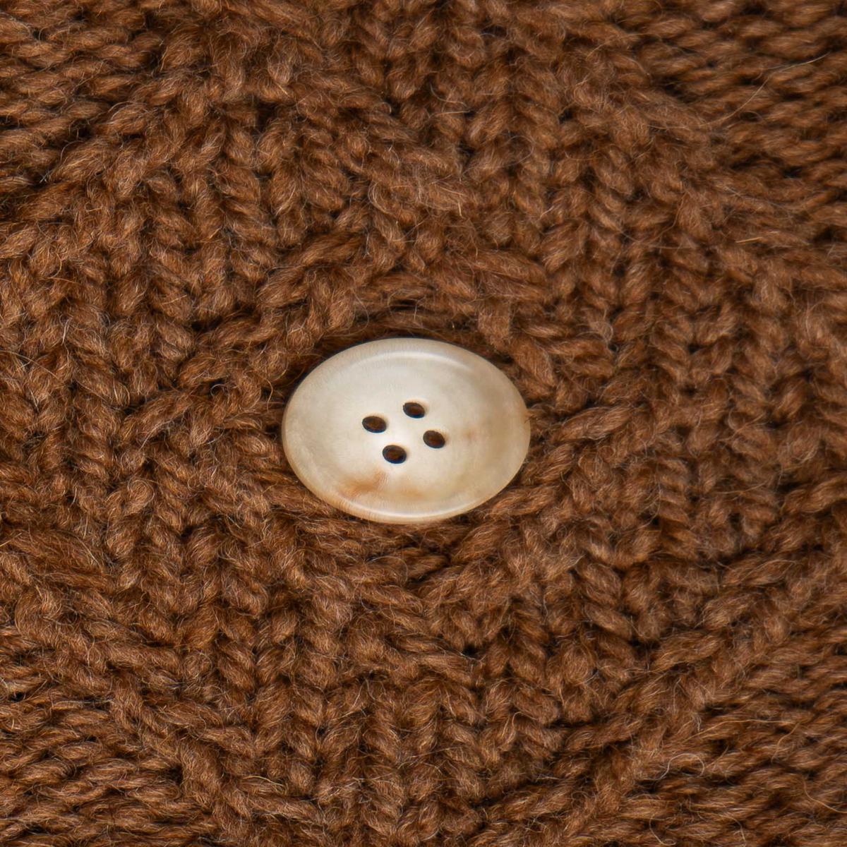 Ash  18mm Horn Button