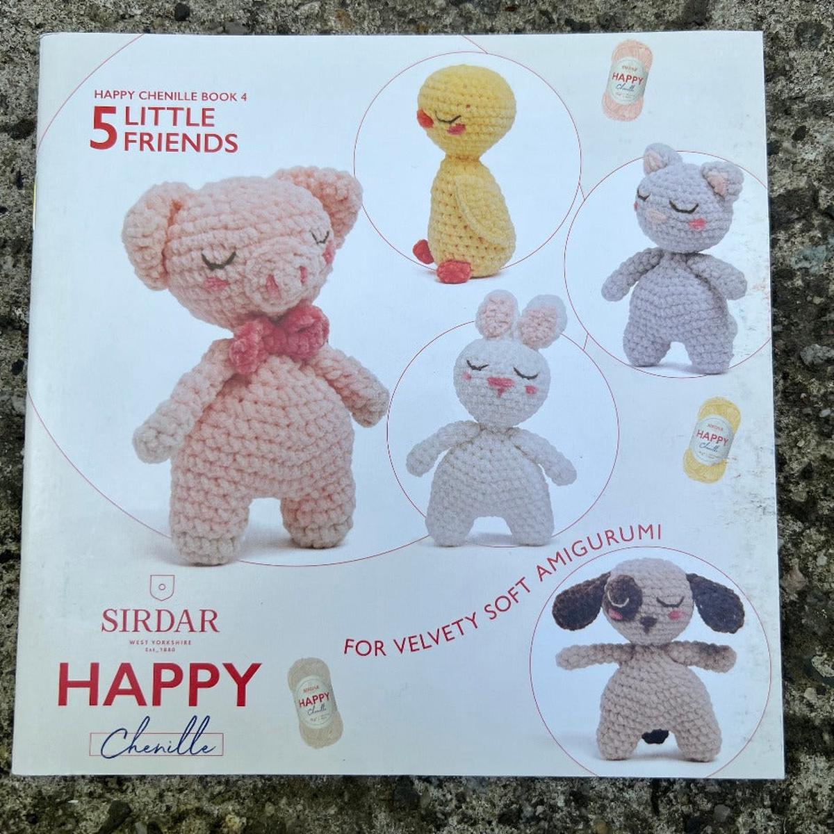 5 Little Friends Happy Chenille Amigurumi Book