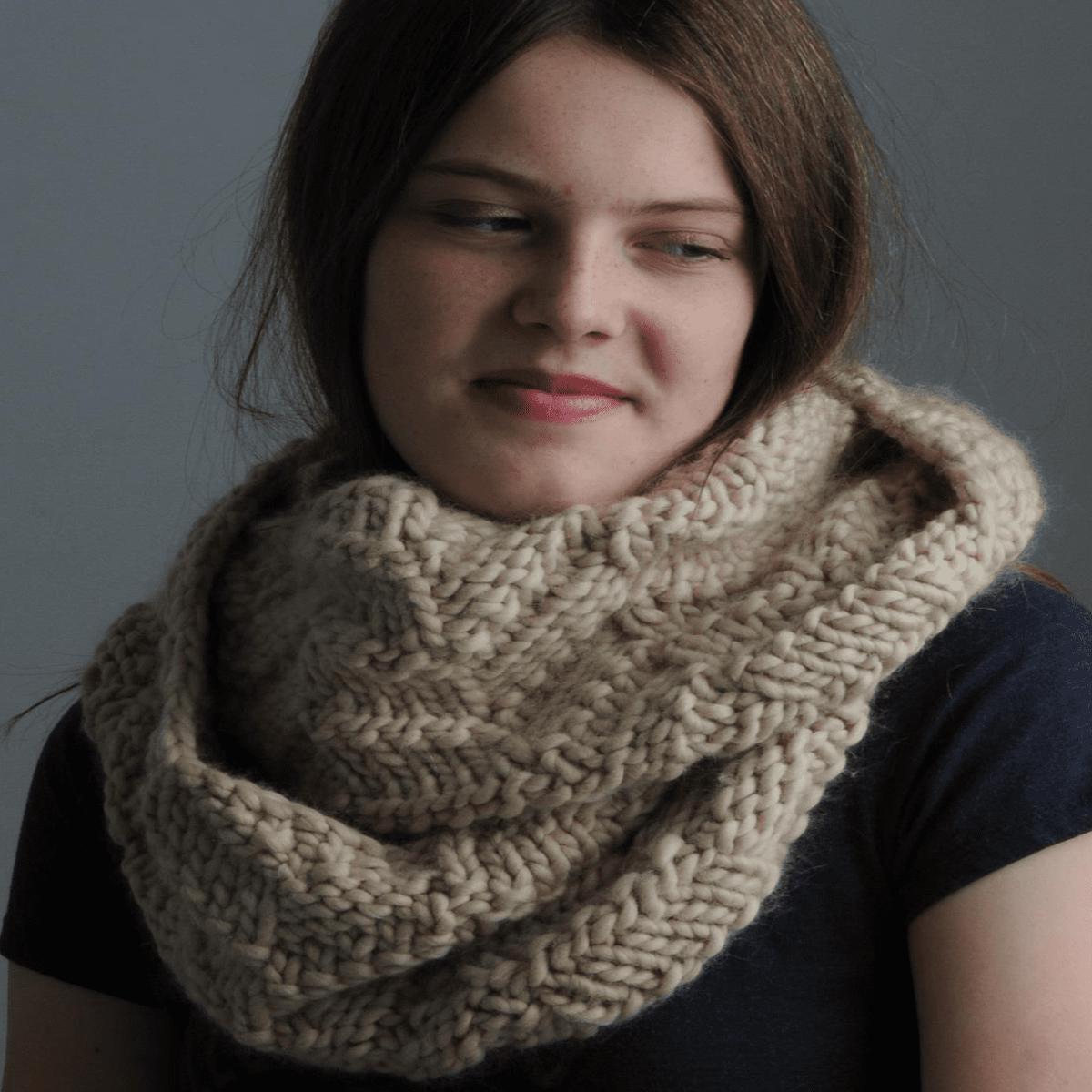 Toffee Cowl Pattern