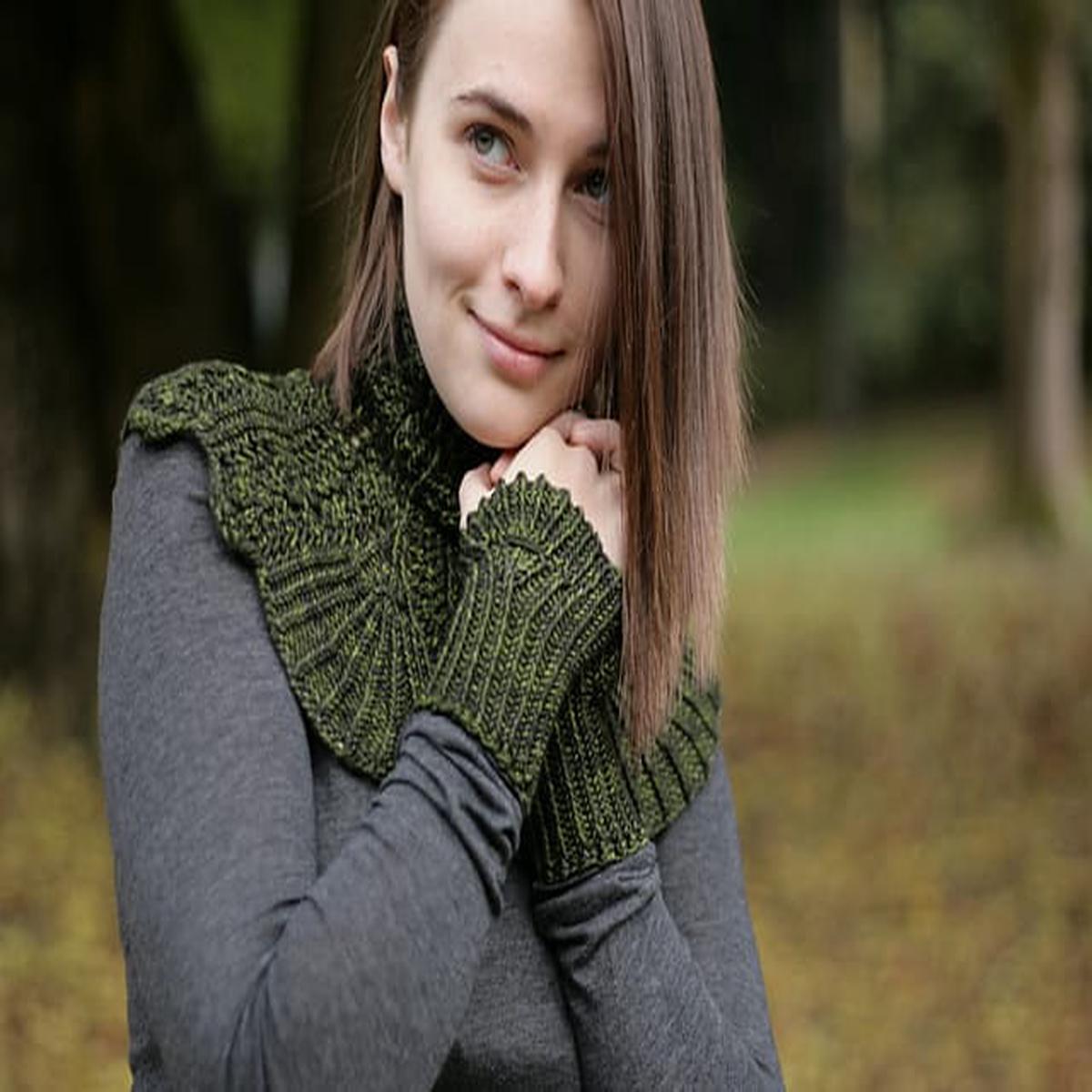 Sublimity Cowl and Cuffs Pattern by Sivia Harding