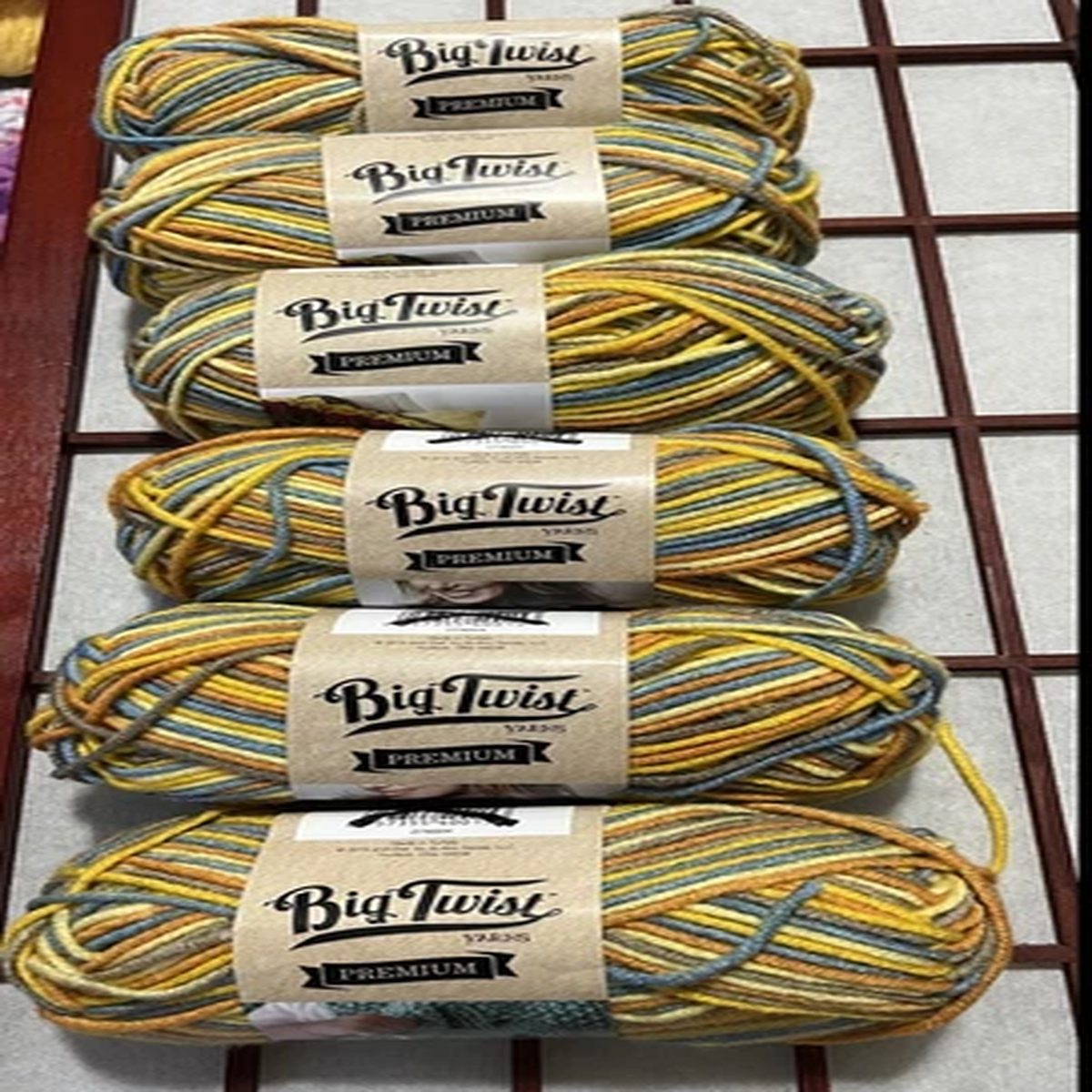YARN LOT