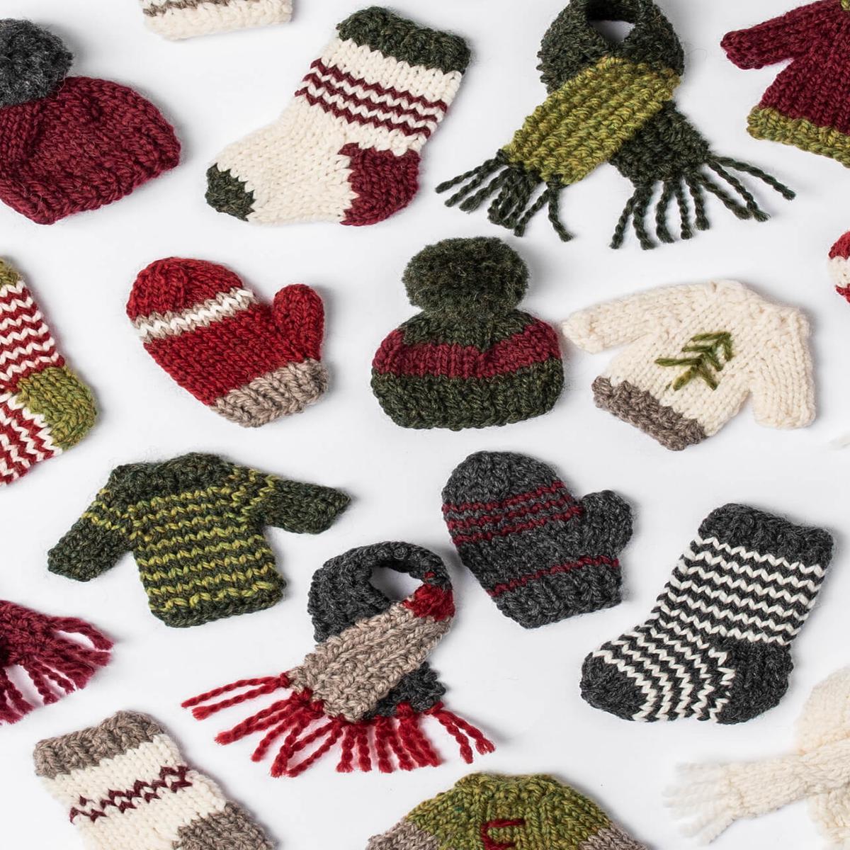 Holiday Cheer Mini Sweater Kit with Woolstok Mini Skein Bundles