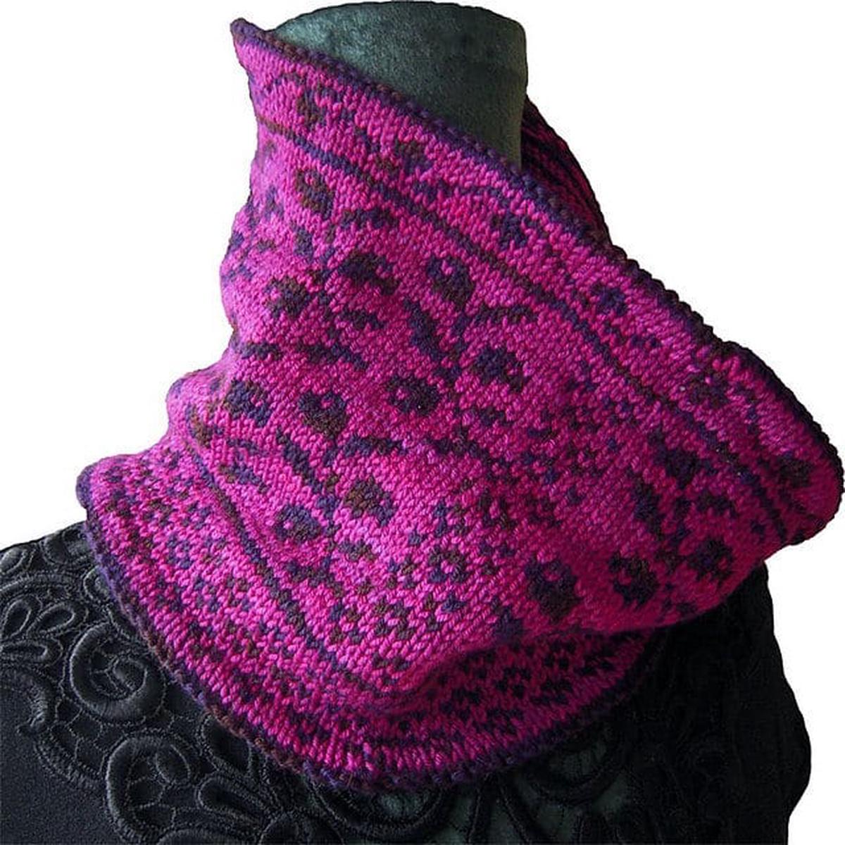 Vinterbar Cowl Pattern