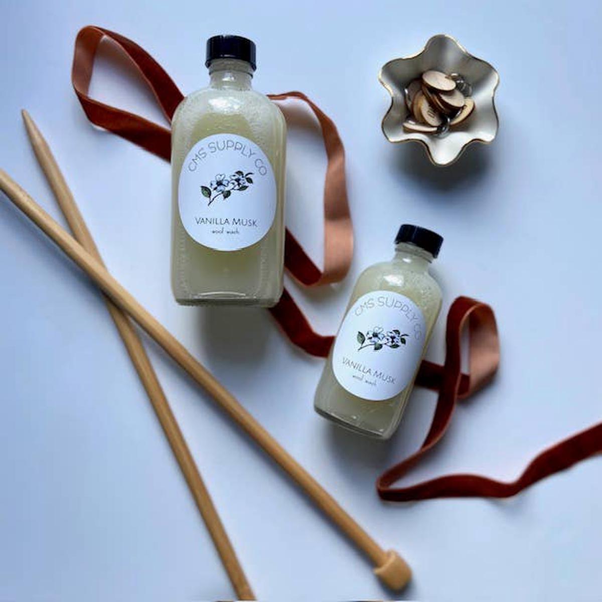8oz Vanilla Musk Wool Wash