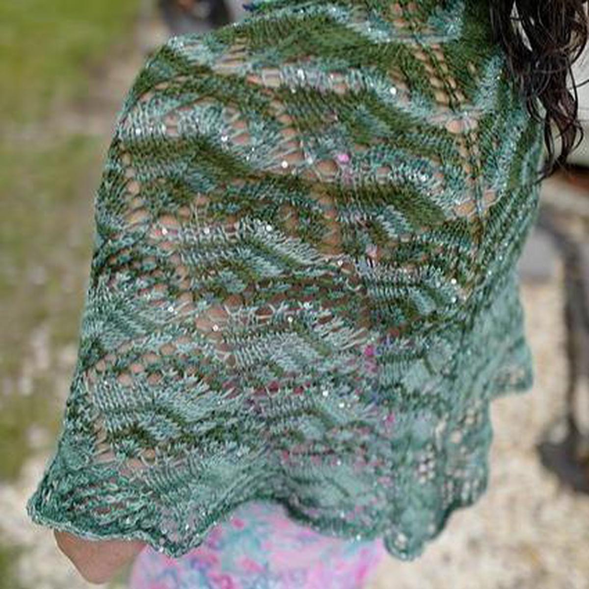 Beautiful Triangle Shawl Pattern
